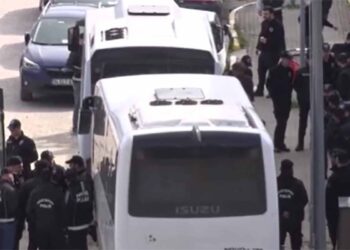 Ünlü isimler uyuşturucu soruşturmasında adli kontrolle serbest bırakıldı