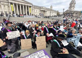 Londra’da Filistin’e destek protestosunda 212 kişi gözaltına alındı