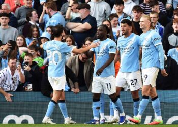 Manchester City, zirve maçında Arsenal’i devirdi