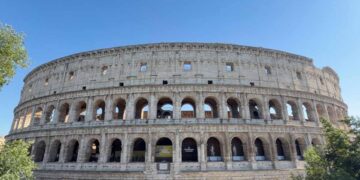 Troya Sergisi 221 eserle Roma’daki Kolezyum’da açıldı