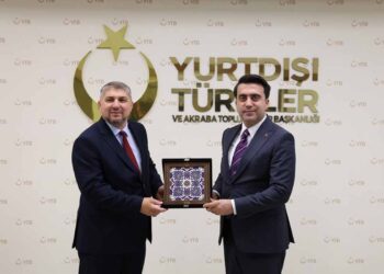 YTB Başkanı Turus’tan yeni Başmüftü Hasanov’a tebrik mesajı
