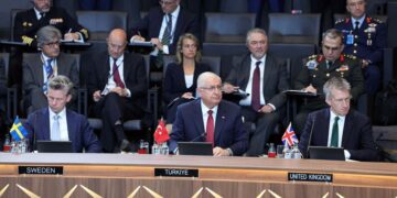 Brüksel’de diplomasi trafiği: Bakan Güler NATO oturumlarına katıldı