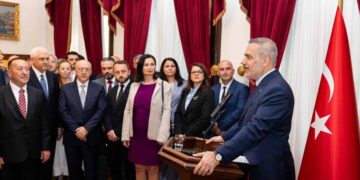 Fidan, Bulgaristan’daki Türk temsilcilerle görüştü