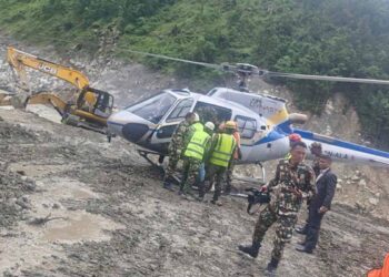 Nepal’de selin ardından umutlandıran gelişme: 2 işçi tünelde kurtarıldı
