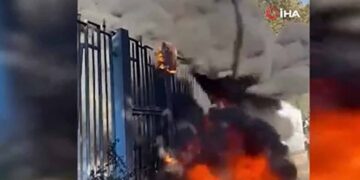 Fransa’da lise eylemlerinde yüzlerce kişi gözaltında
