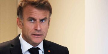 Fransa’da sokaklar karıştı, Macron’dan sert çıkış: “Bedelini ödeyecekler”